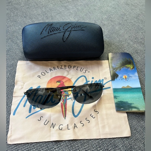 Maui Jim Waikiki Sunglasses - Picture 3 of 9